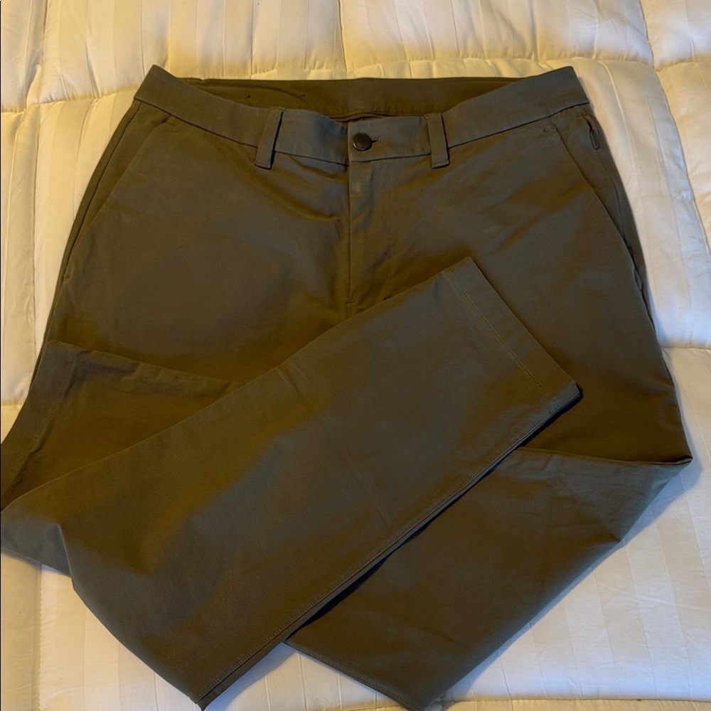 lululemon athletica Men's Olive Green Chinos